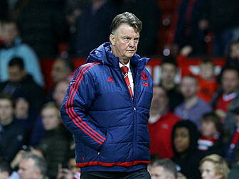Louis van Gaal offered to resi...